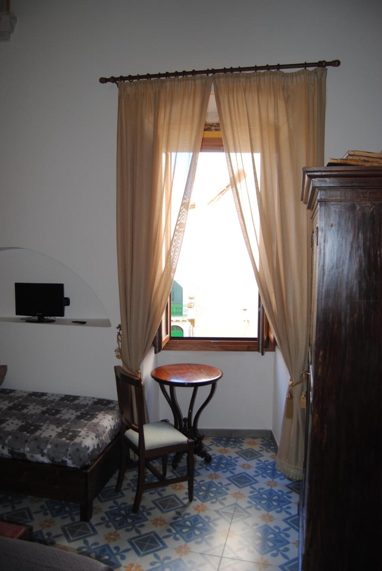 B & B Palazzo Maestro & Corte Maestro Rooms Gallipoli Kamer foto